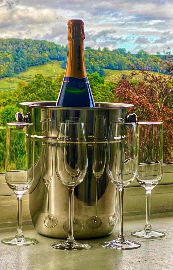 Ranmore Rise Retreat In The Surrey Hills Доркинг Екстериор снимка